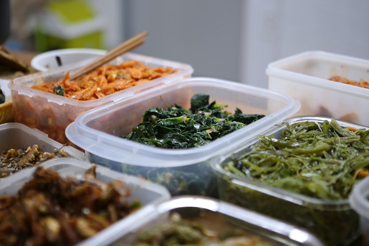 Prepared dinner with vegetables and whole grains
